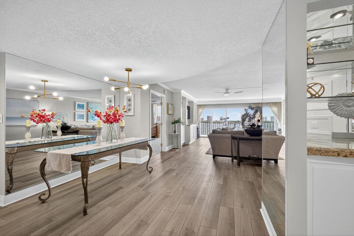 801 Lake Shore Drive 807