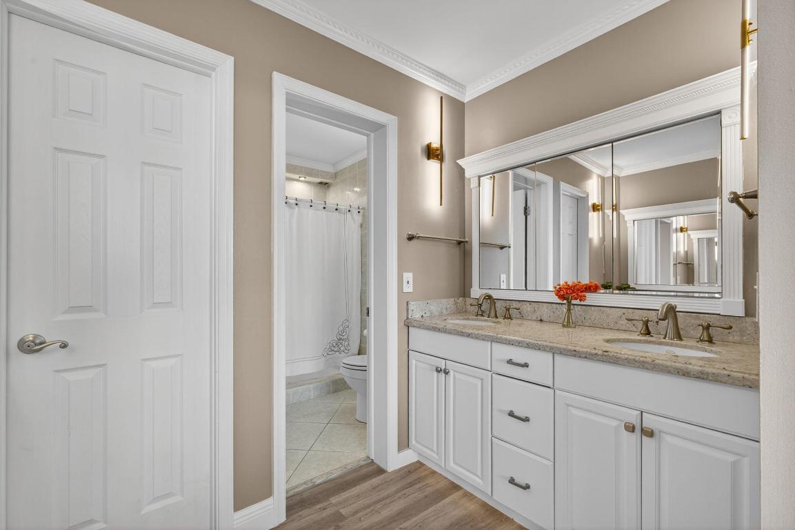 801 Lake Shore Drive 807