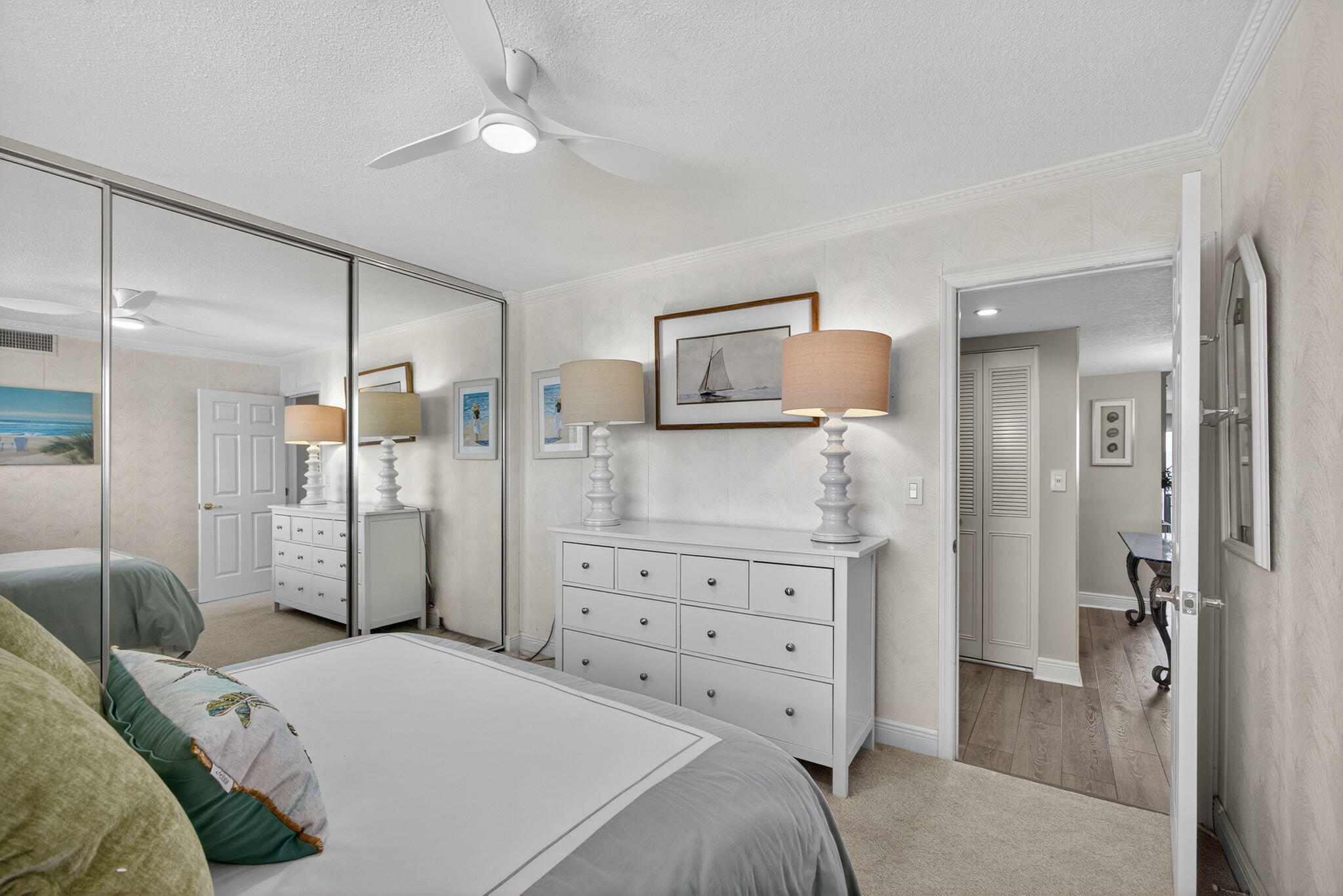 801 Lake Shore Drive 807