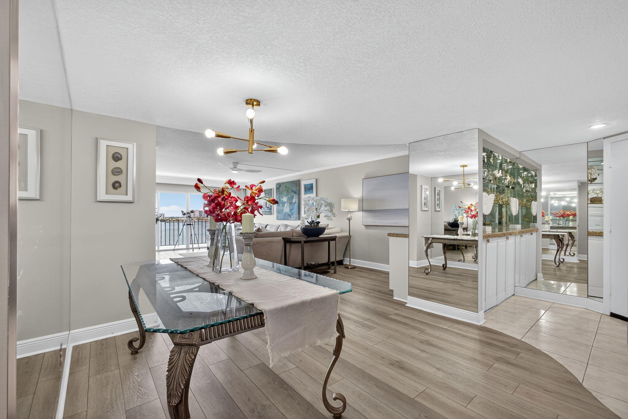 801 Lake Shore Drive 807