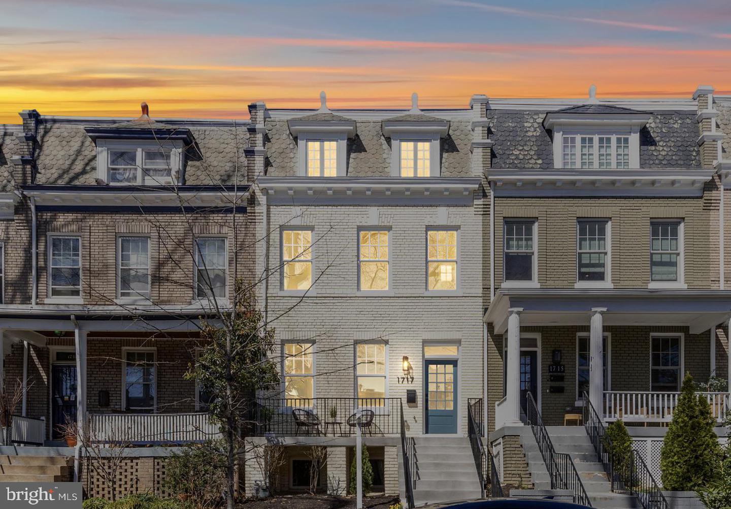 1717 Kenyon St NW