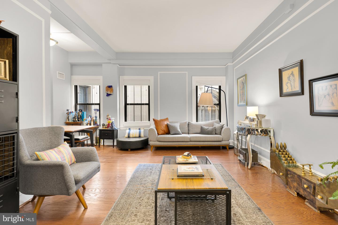 1613 Harvard St NW #105