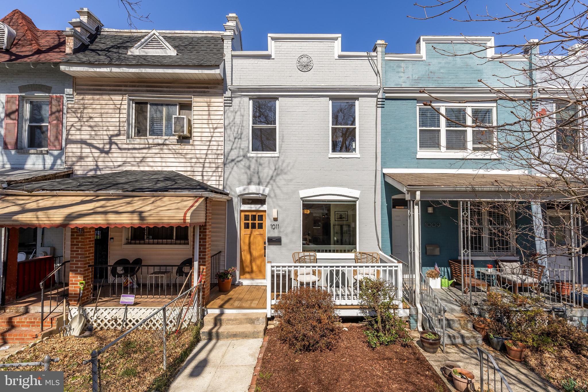 1011 KENYON STREET NW