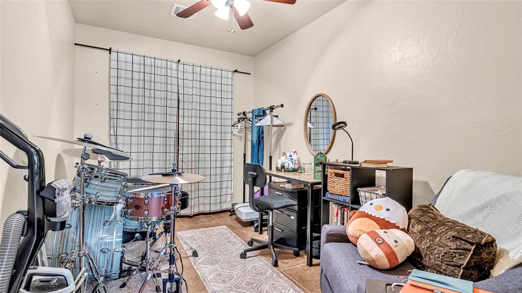 18627 N County Road 3290 Road