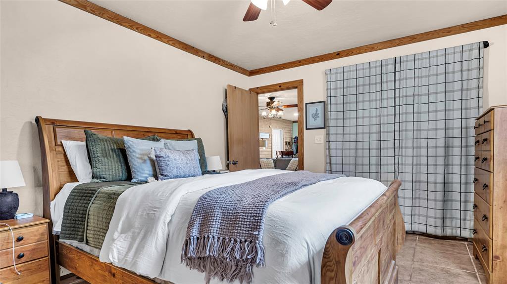 18627 N County Road 3290 Road