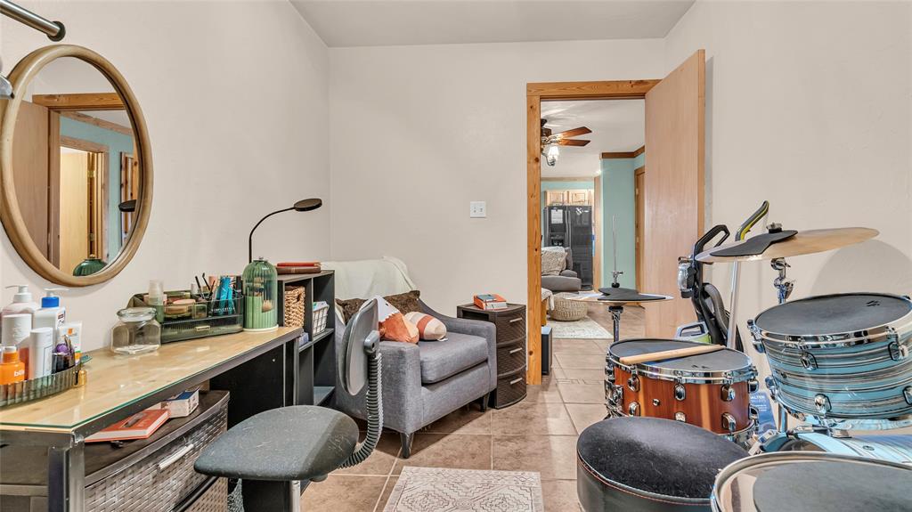 18627 N County Road 3290 Road