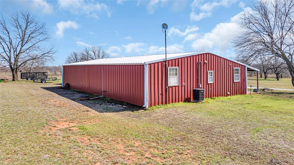 18627 N County Road 3290 Road