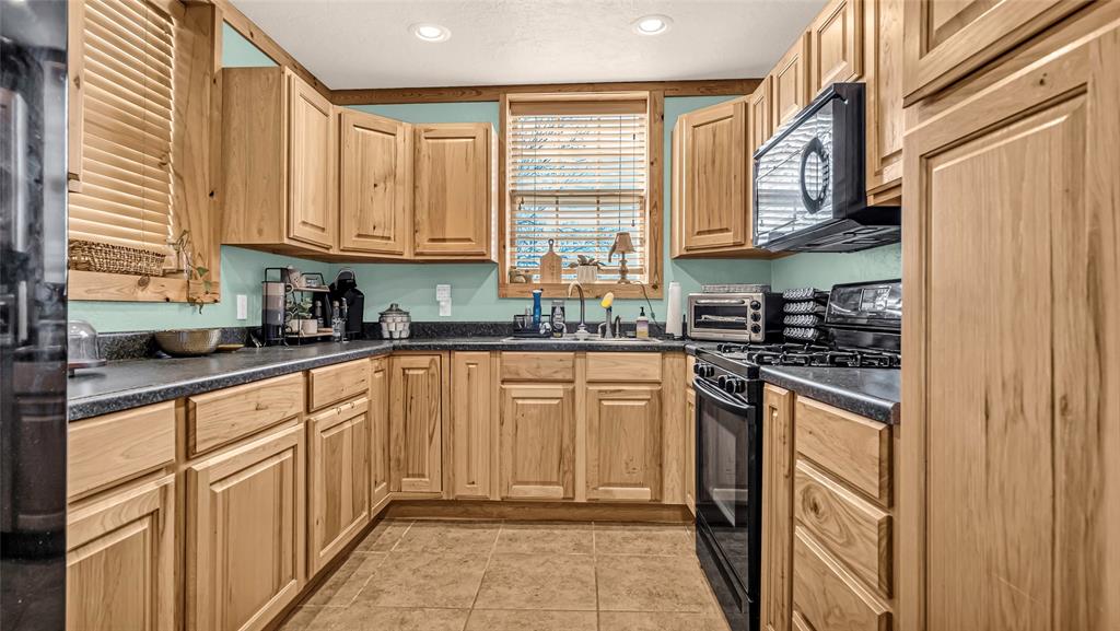 18627 N County Road 3290 Road