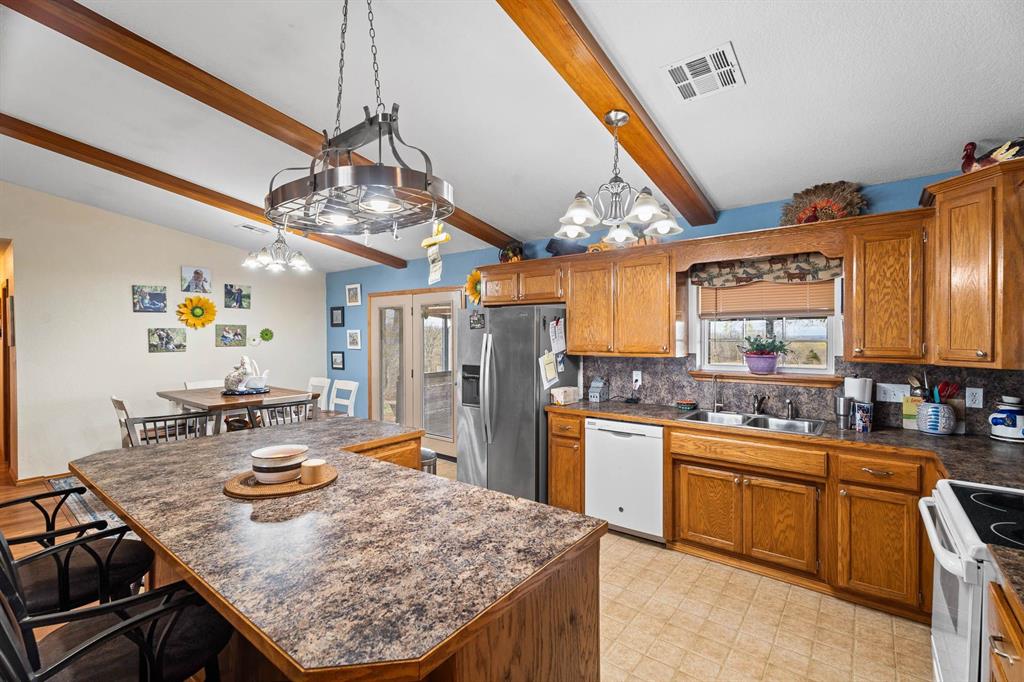 41973 E County Road 1620