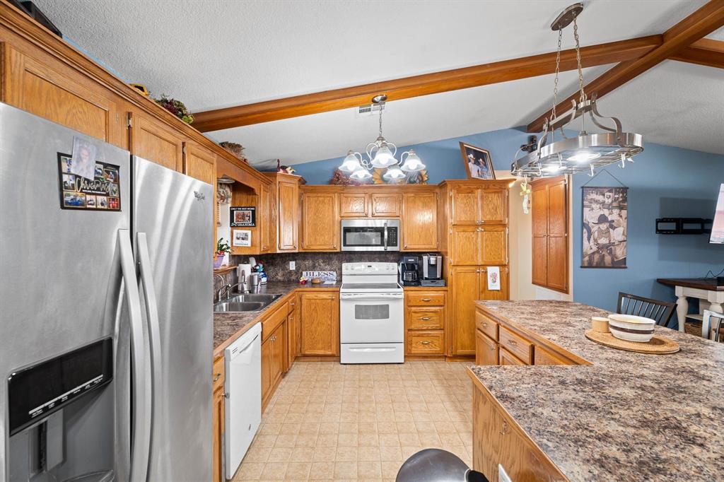 41973 E County Road 1620