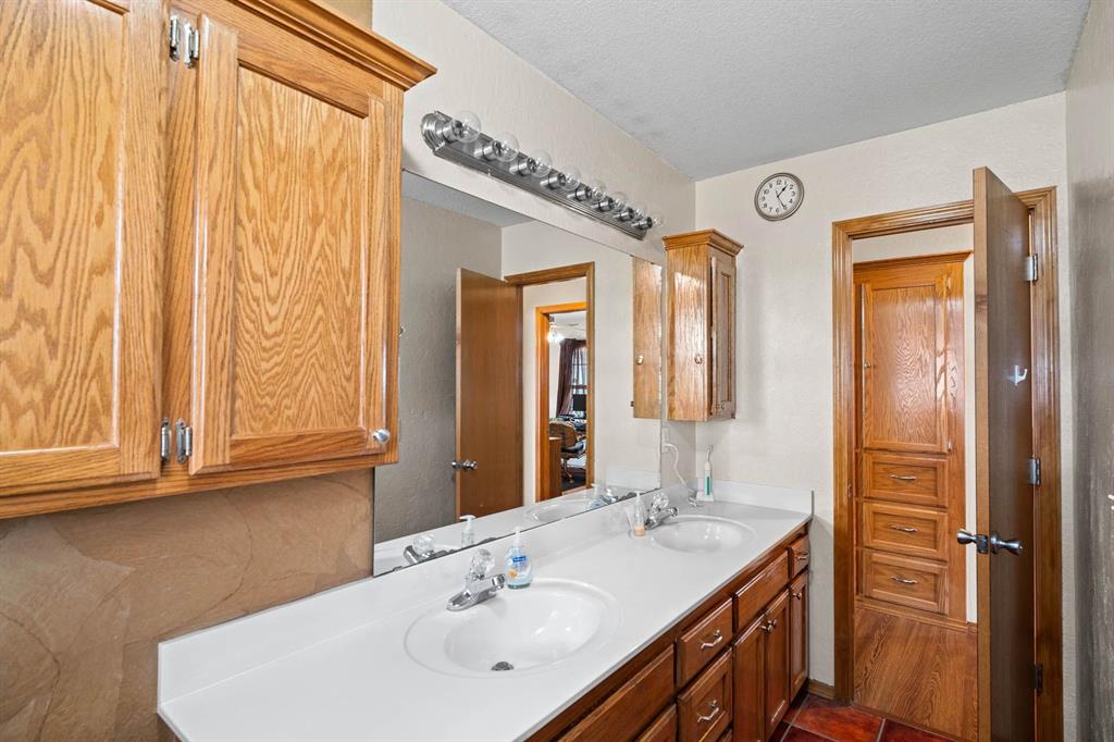 41973 E County Road 1620