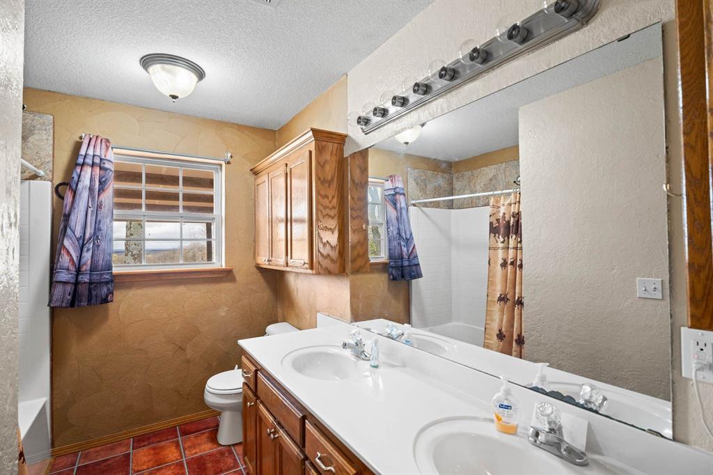 41973 E County Road 1620