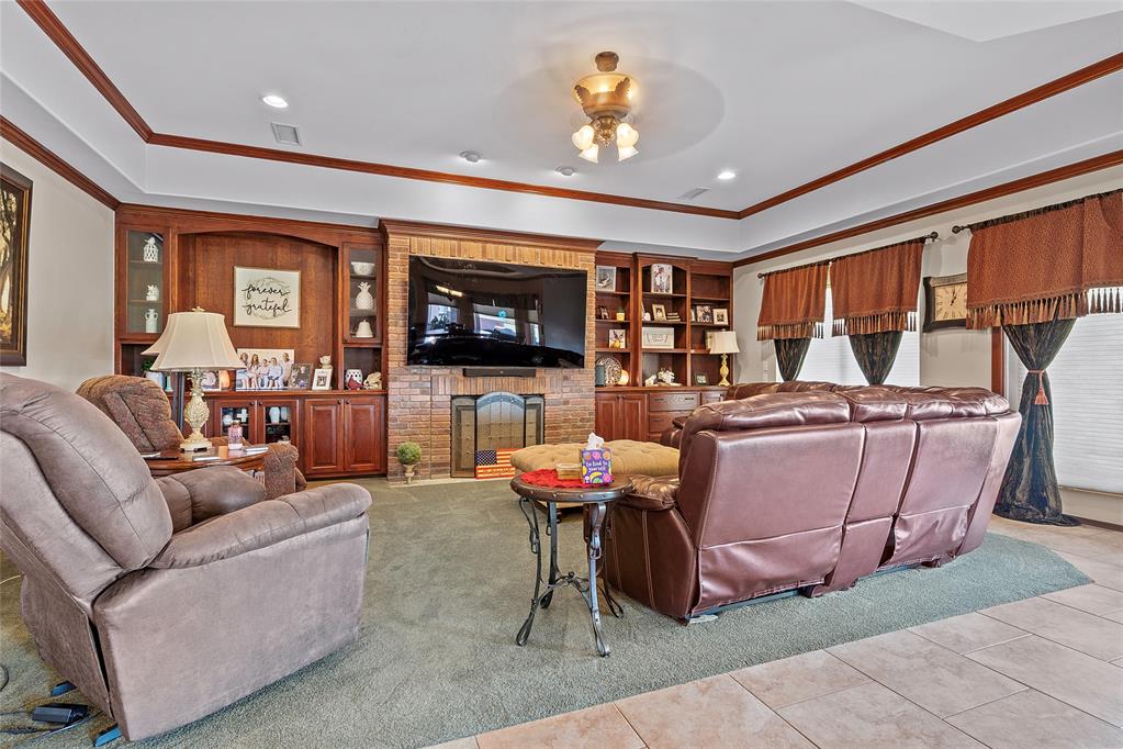 2302 Clubhouse Drive