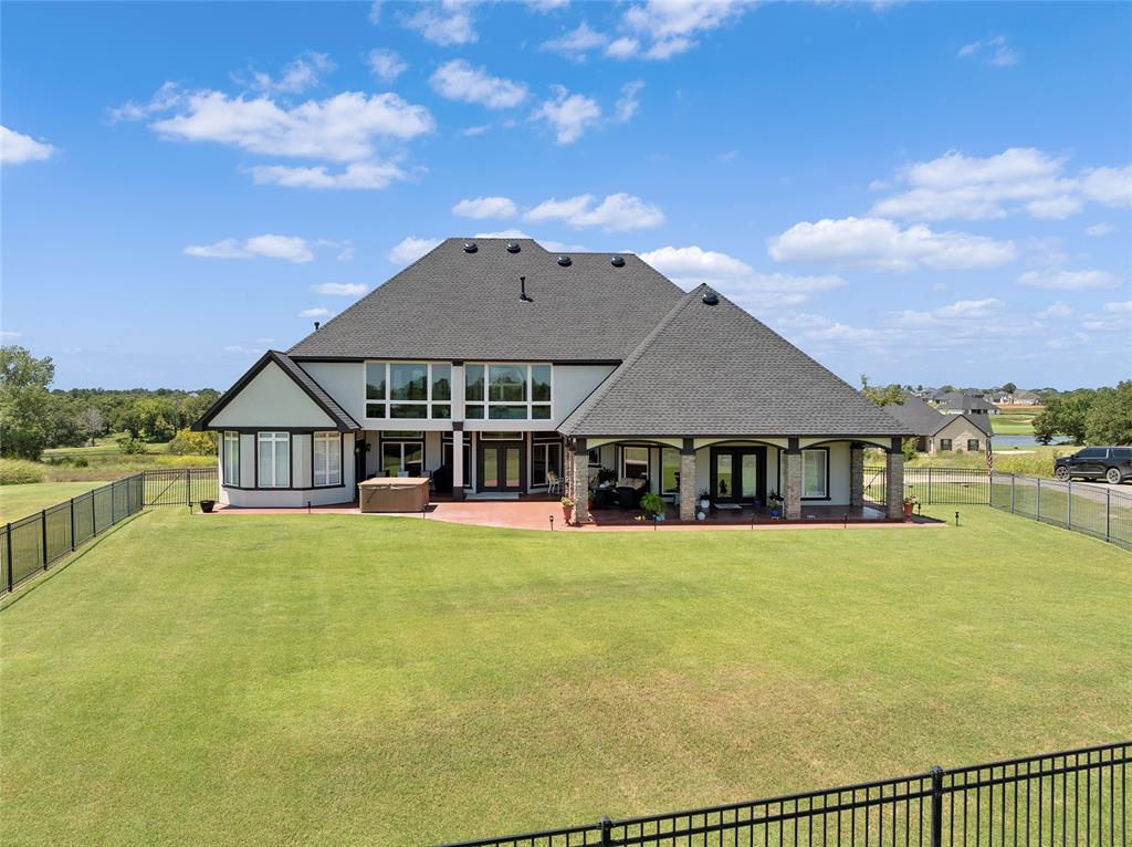 2302 Clubhouse Drive