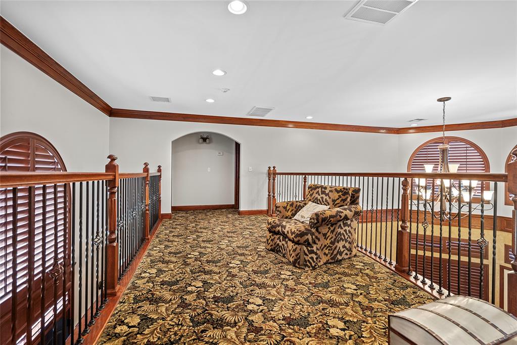 2302 Clubhouse Drive