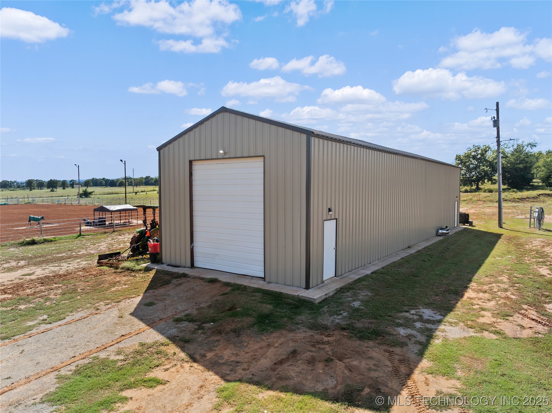5893 Newport