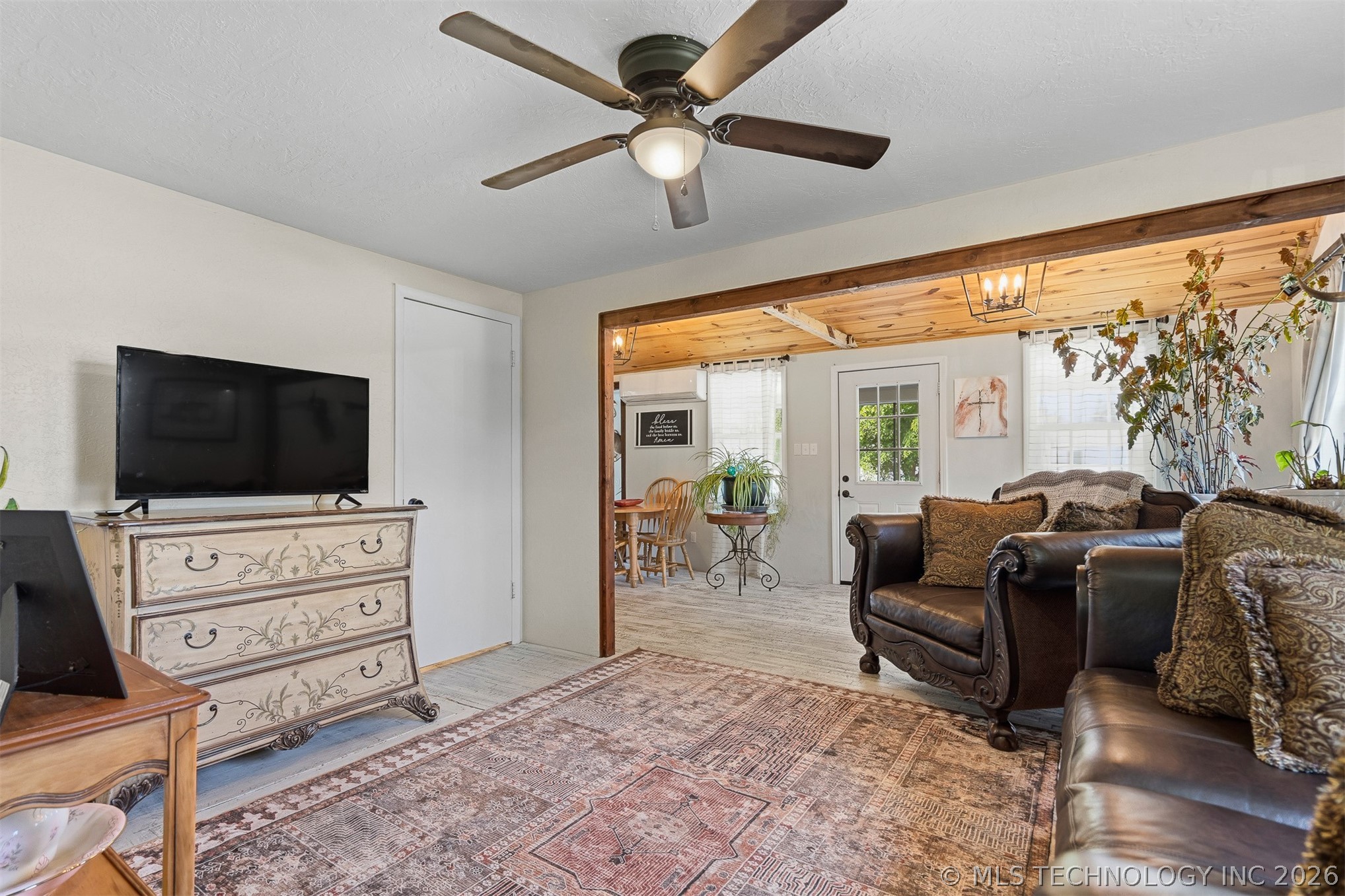 282353 E 1800 Road