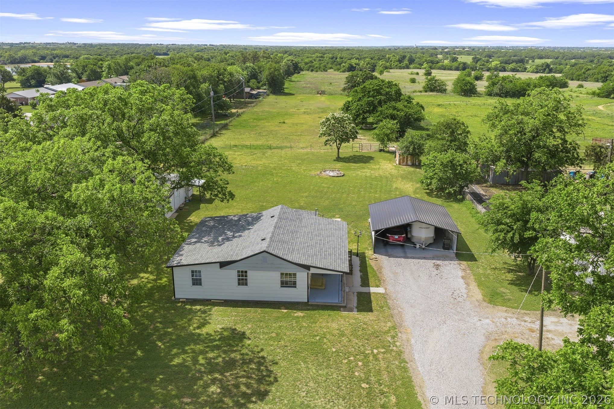 282353 E 1800 Road