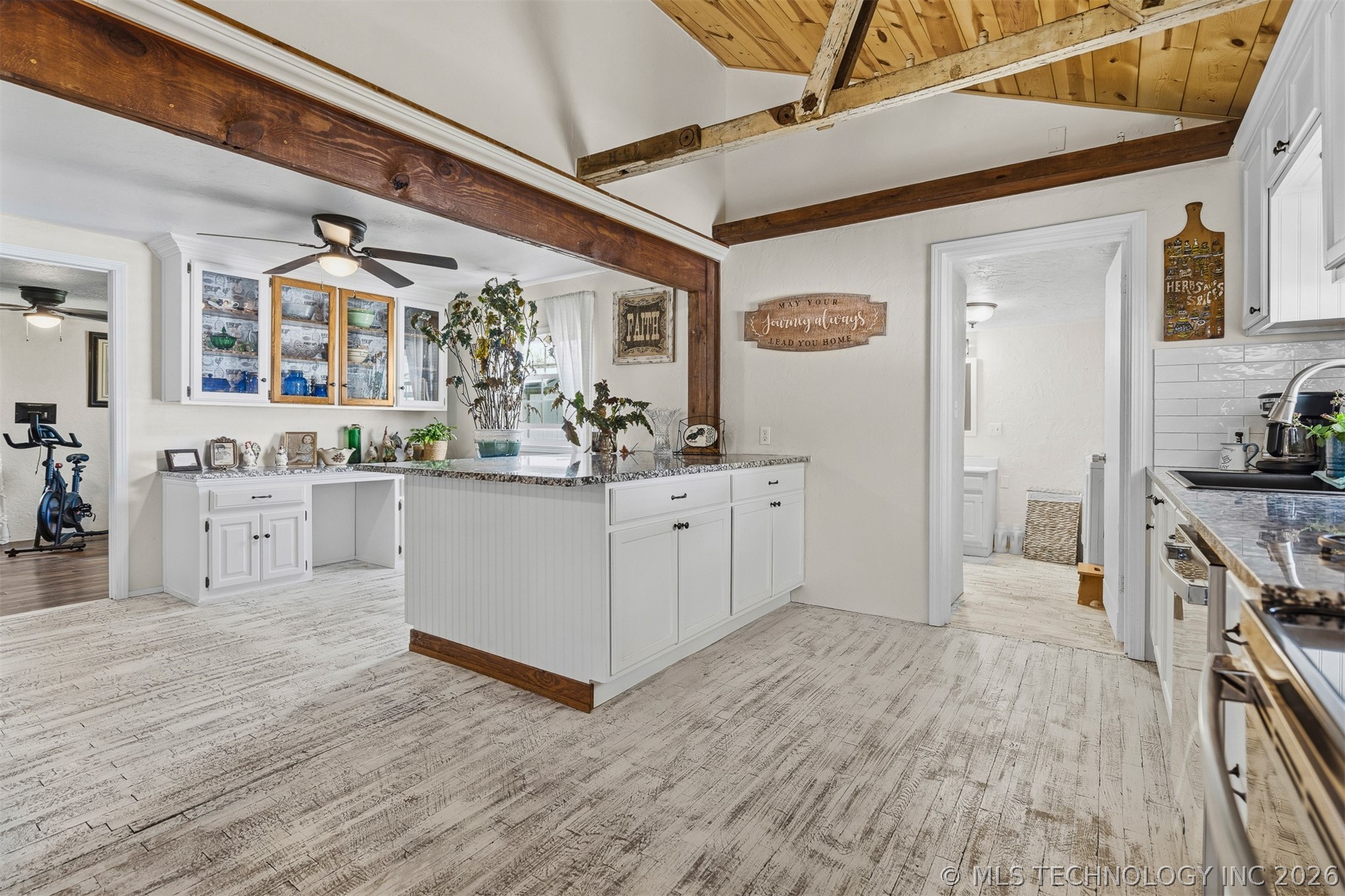 282353 E 1800 Road
