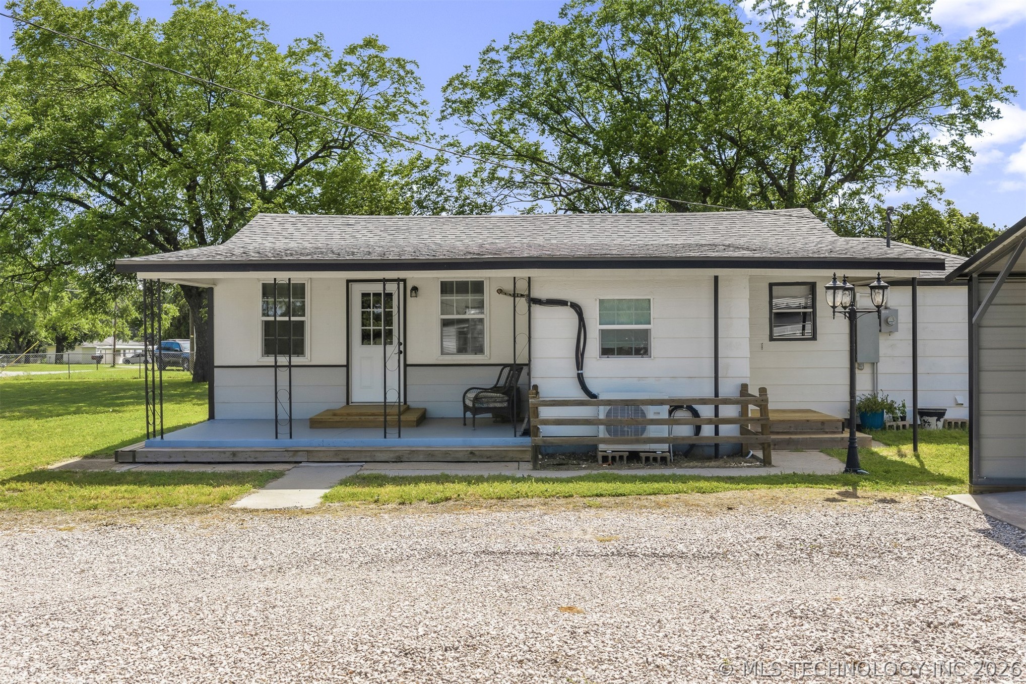 282353 E 1800 Road