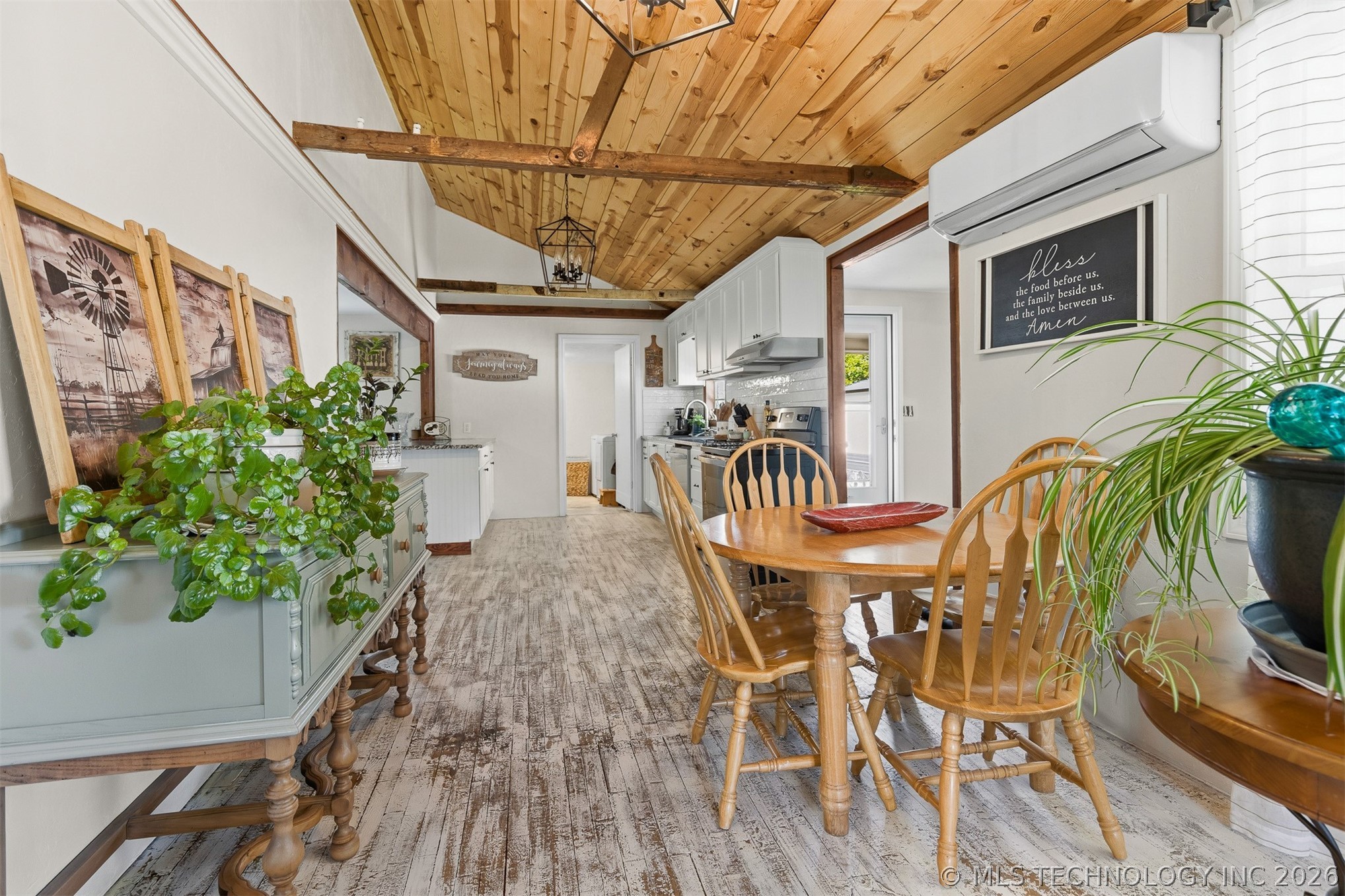 282353 E 1800 Road