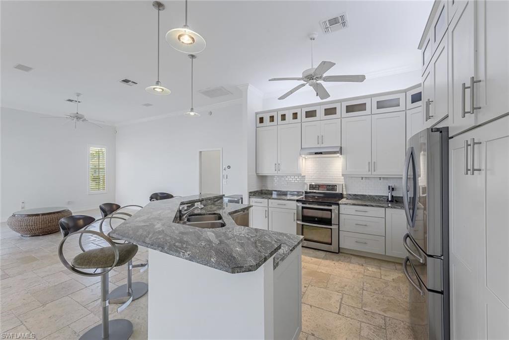 471 Renard CT