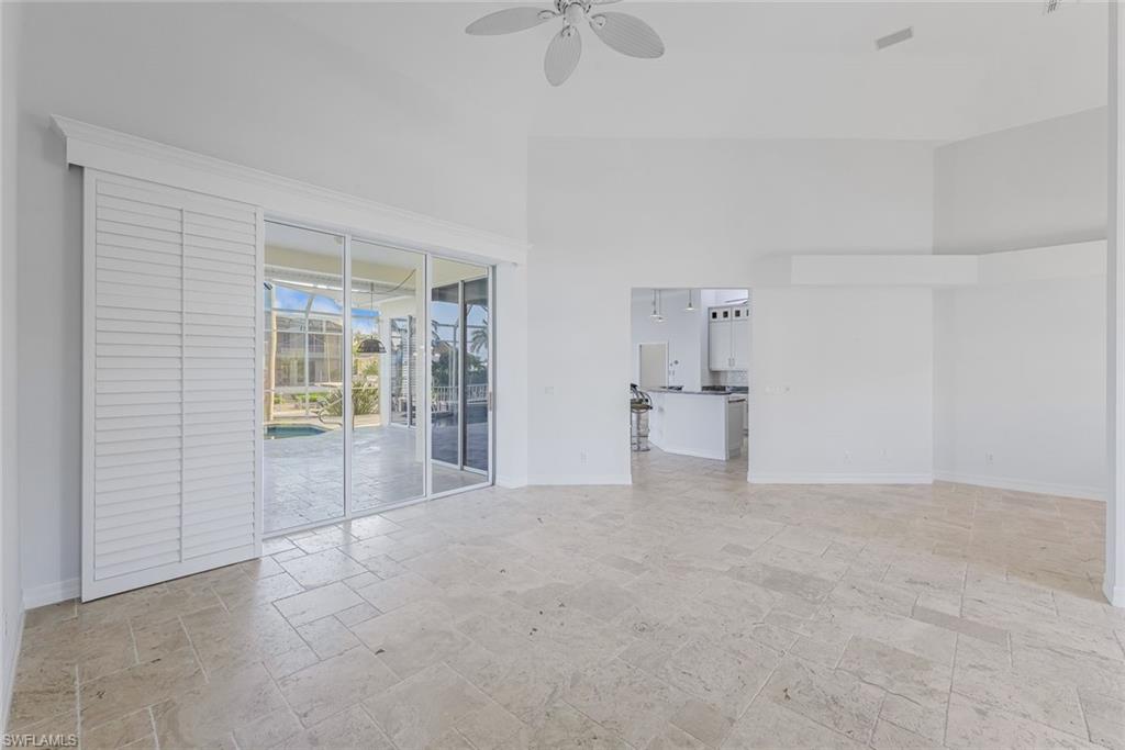 471 Renard CT
