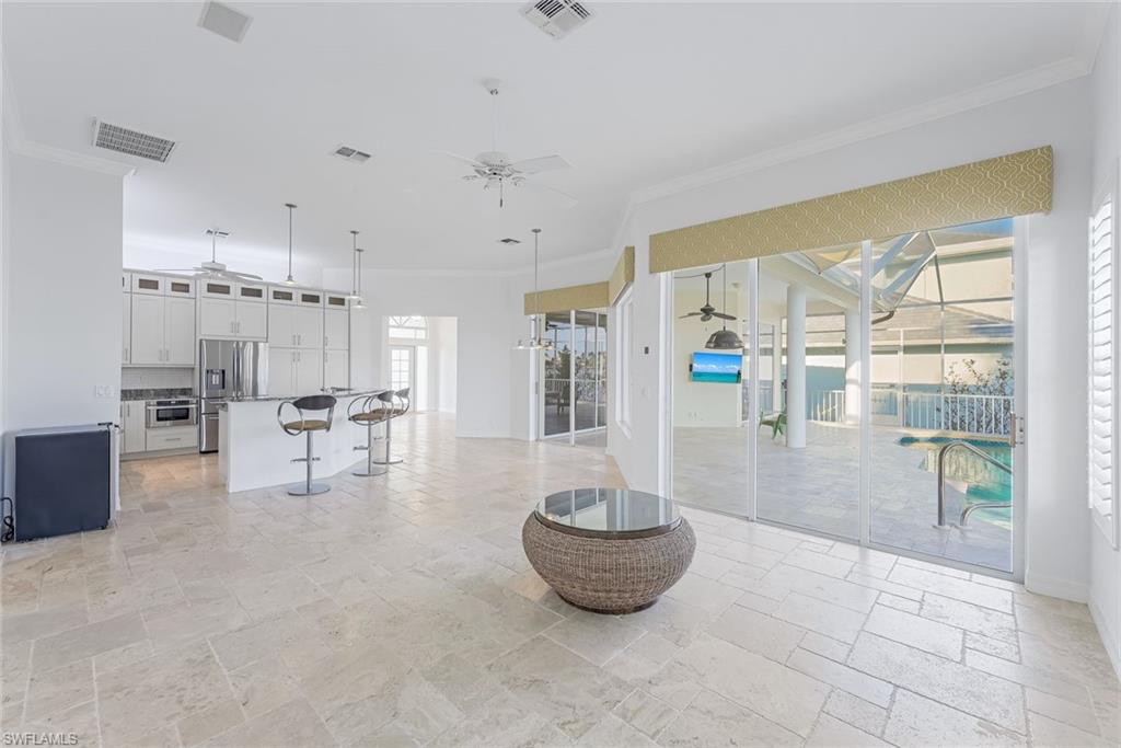 471 Renard CT