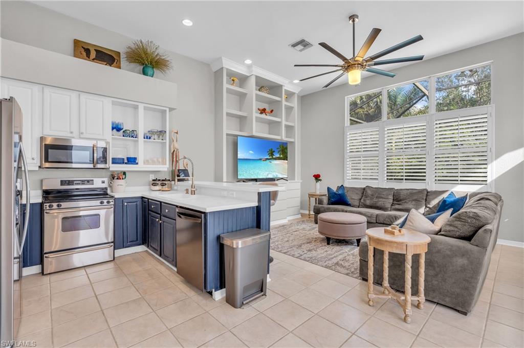 8595 Pepper Tree WAY