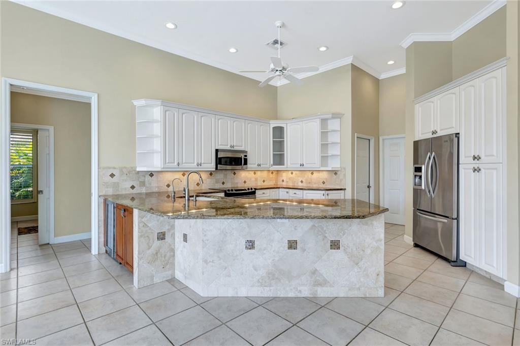 1885 Woodbine CT