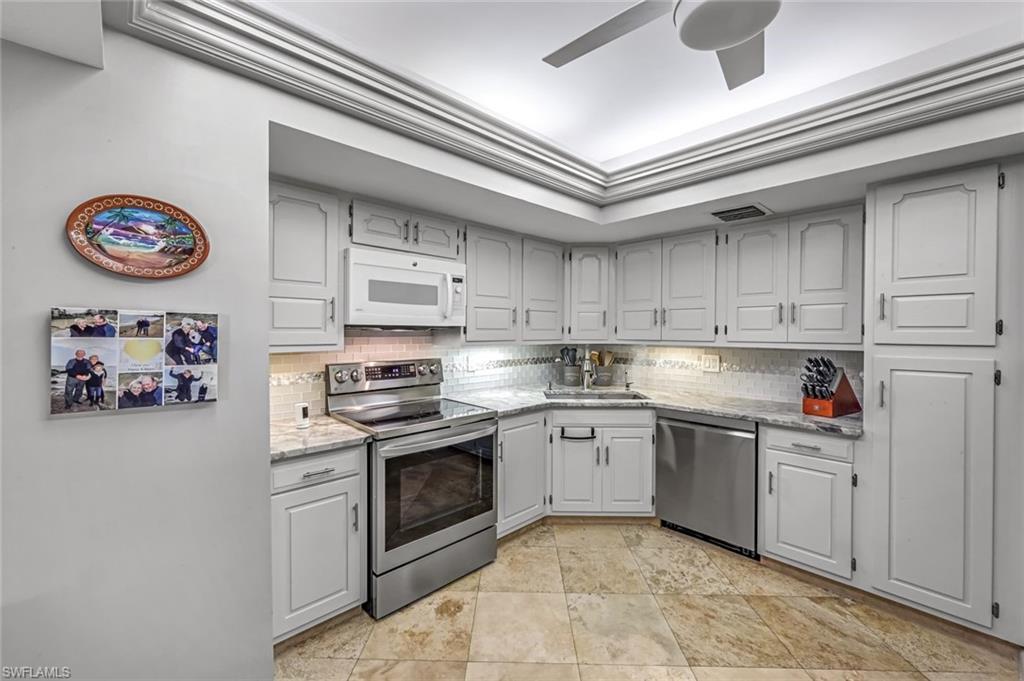 174 Collier BLVD 304