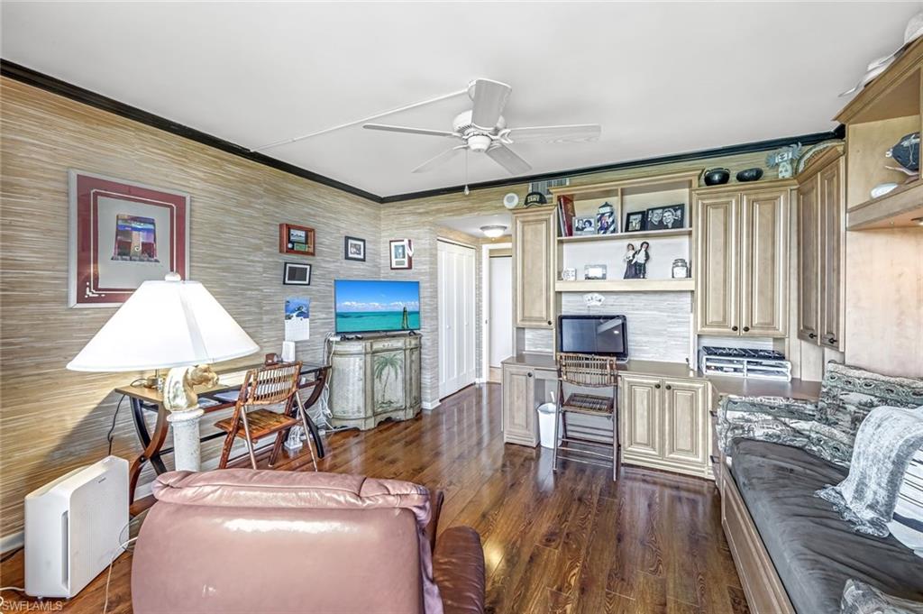 174 Collier BLVD 304