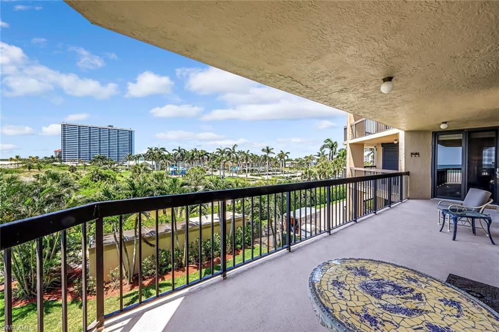174 Collier BLVD 304
