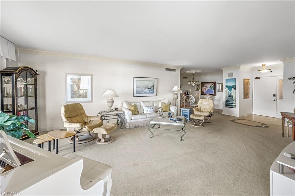 174 Collier BLVD 304