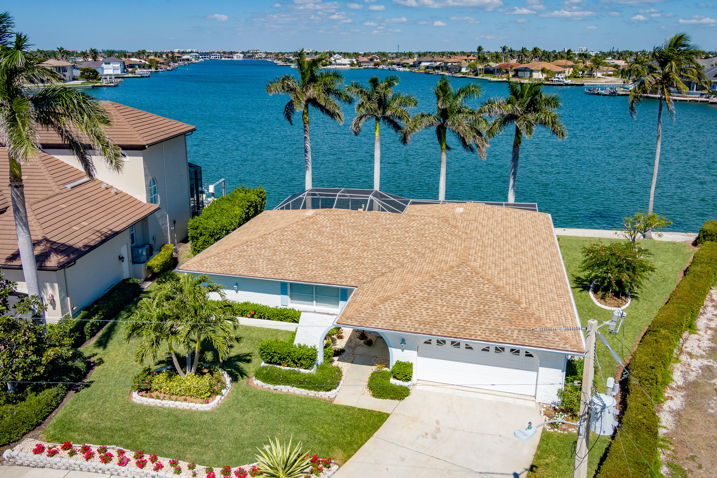 1064 FIELDSTONE DRIVE