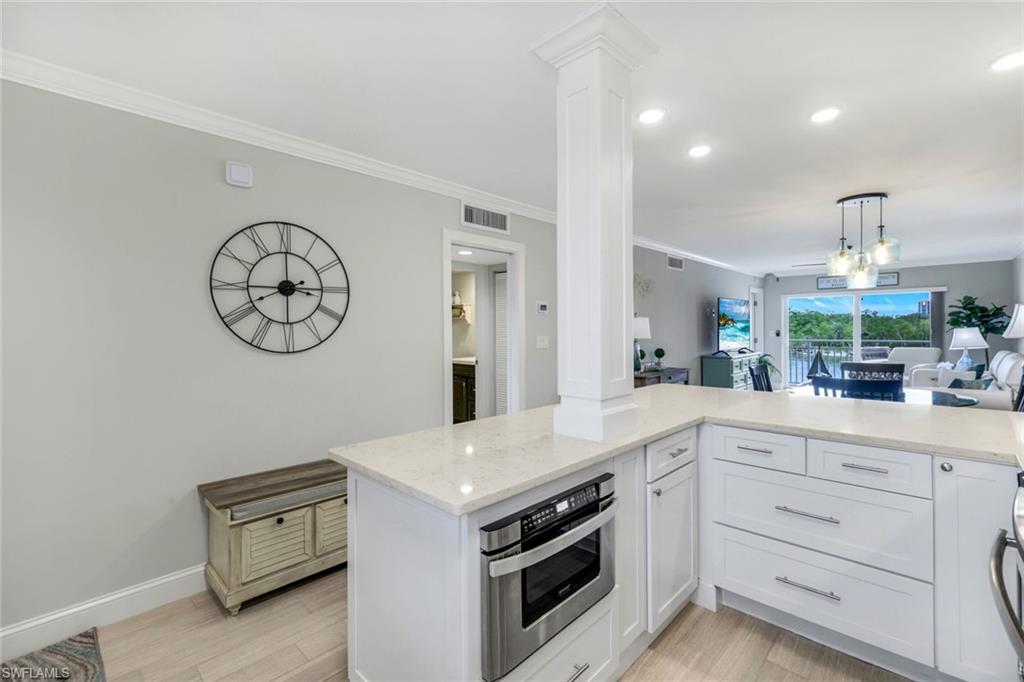 1208 Edington PL E204