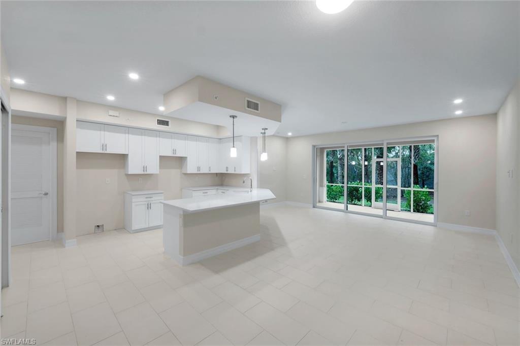 280 Indies DR E # 202 Unit: 101,102,201,202
