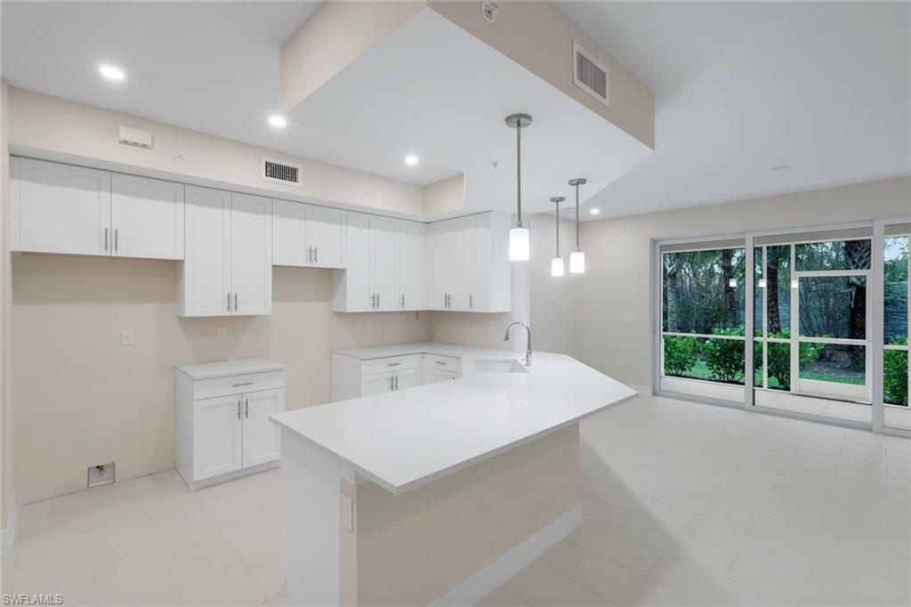 280 Indies DR E # 202 Unit: 101,102,201,202