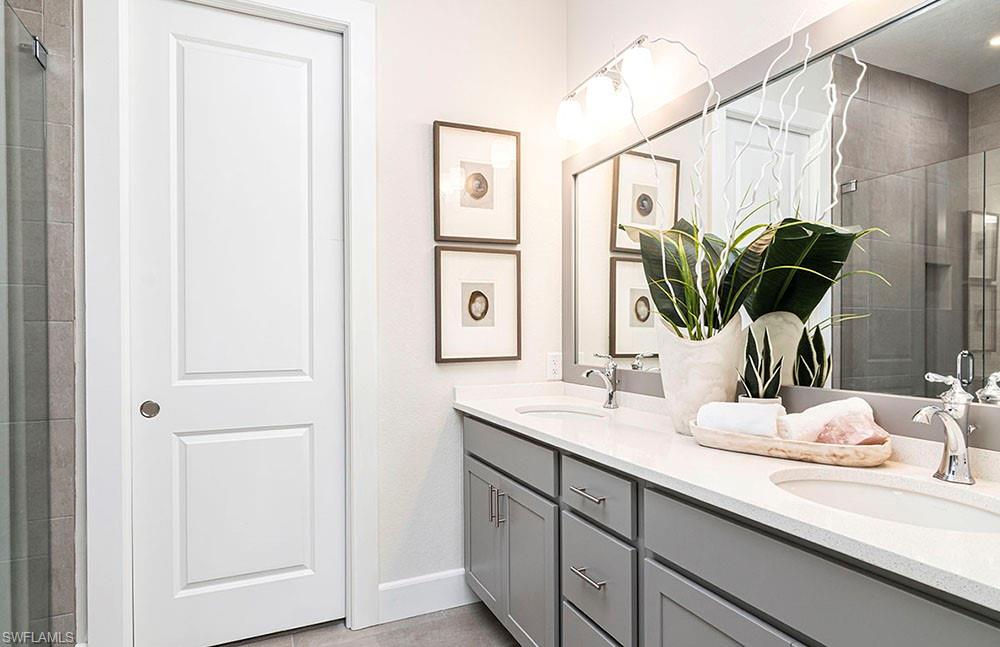 286 Indies DR E # 202 Unit: 101,102,201,202