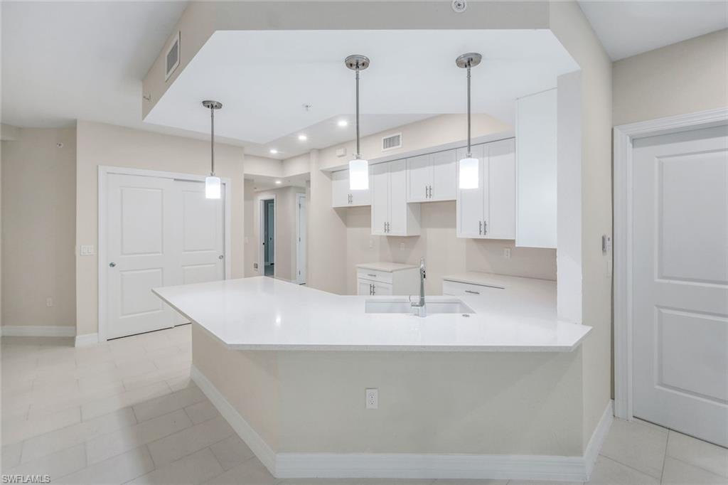 286 Indies DR E # 202 Unit: 101,102,201,202