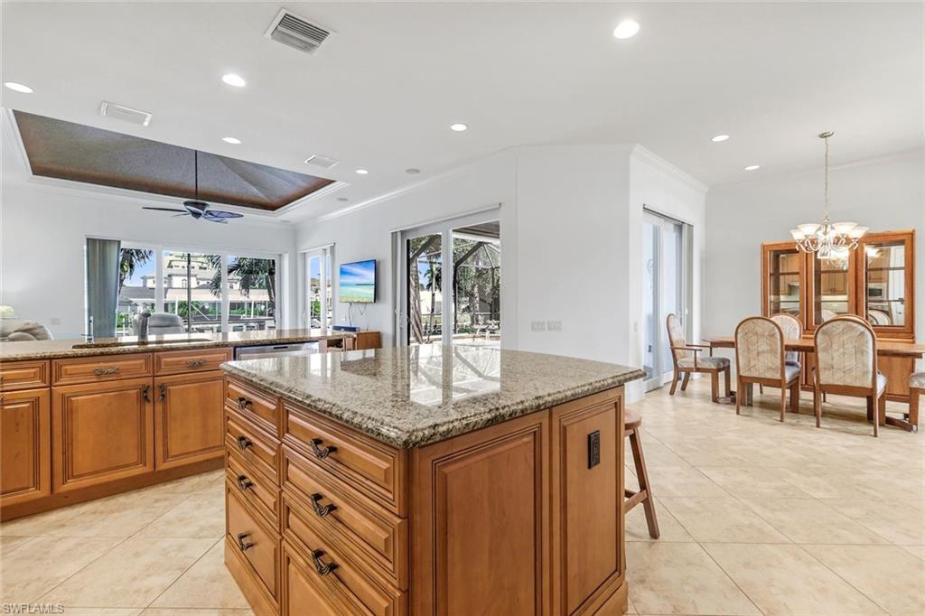 864 Magnolia CT