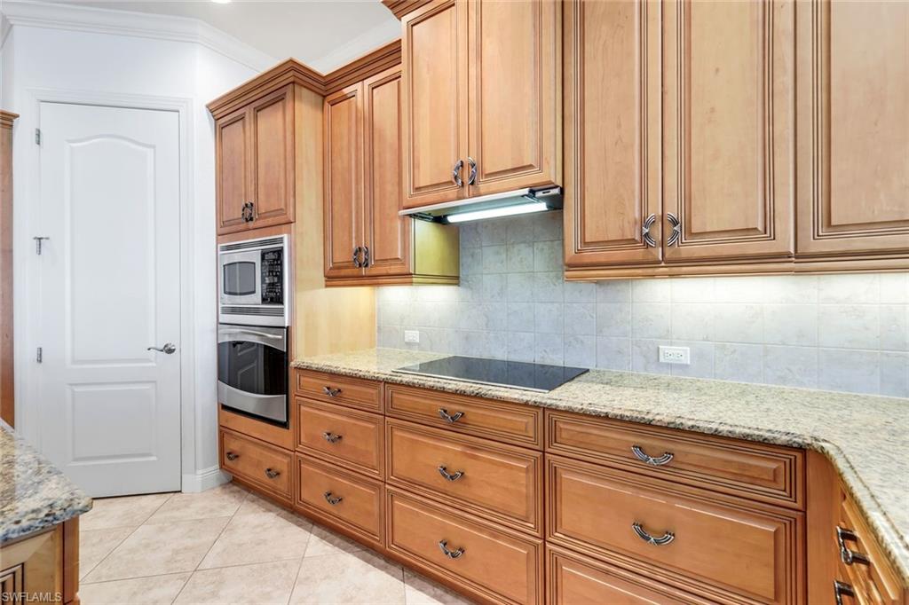 864 Magnolia CT