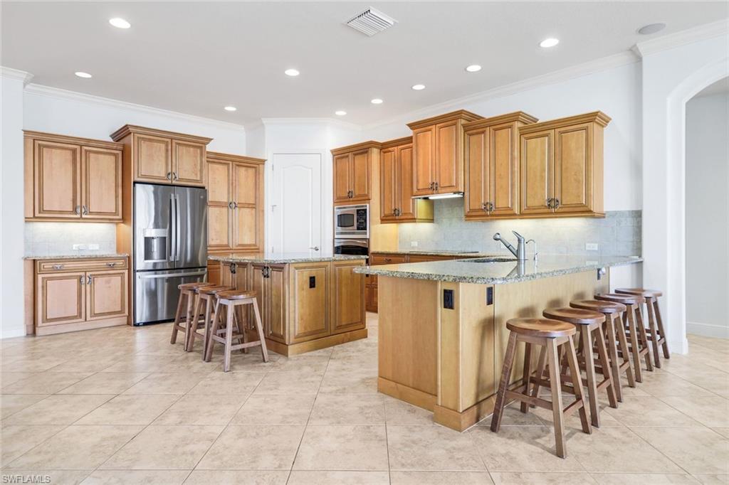 864 Magnolia CT