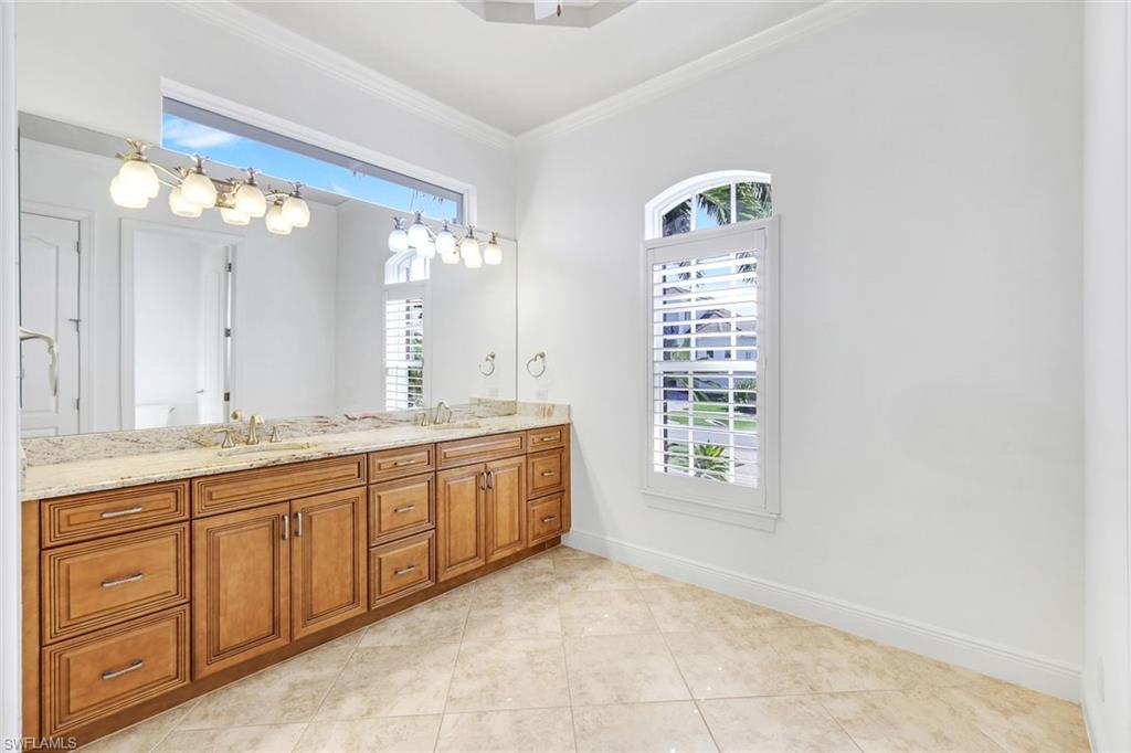 864 Magnolia CT