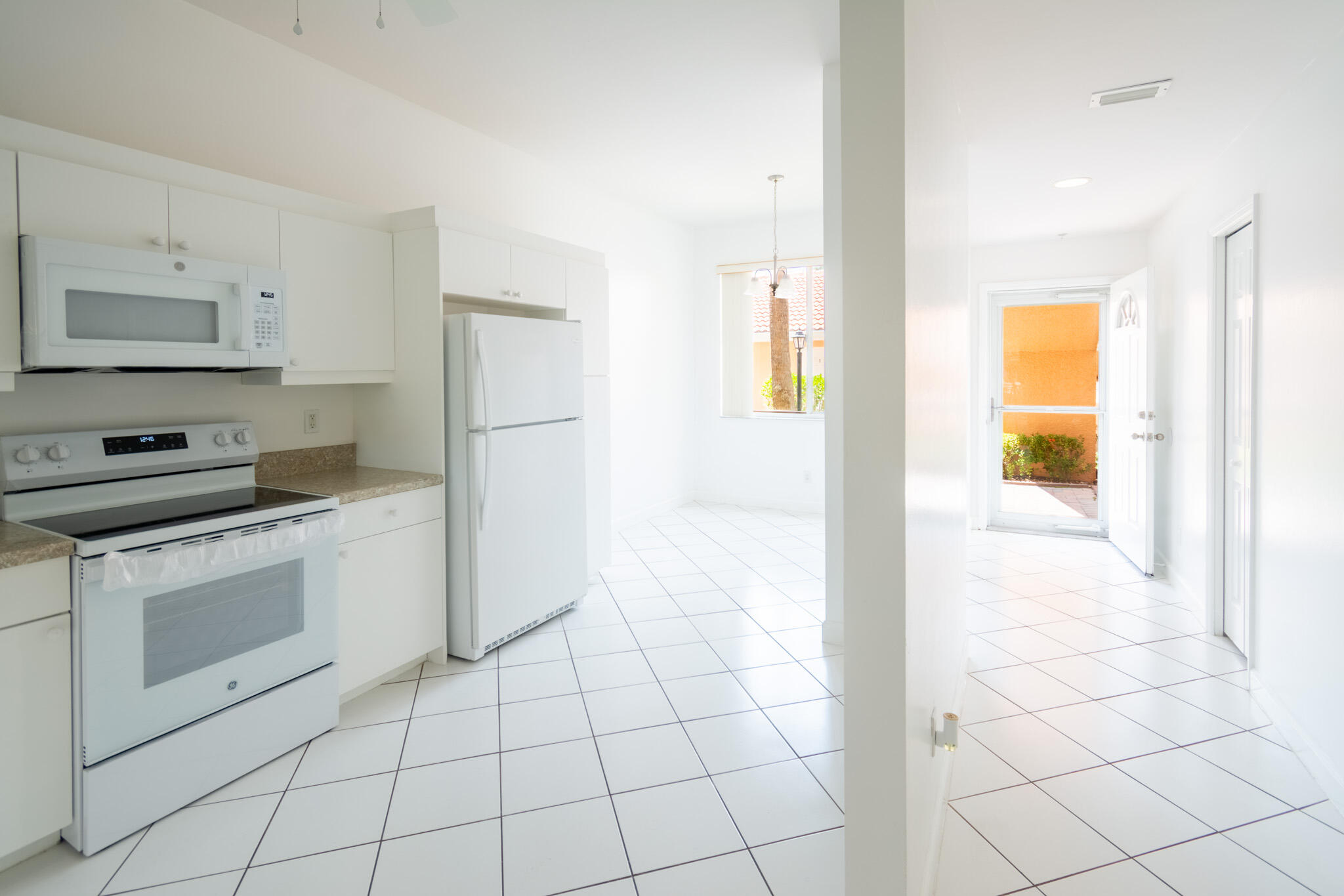 6770 BEACH RESORT DRIVE, 2101