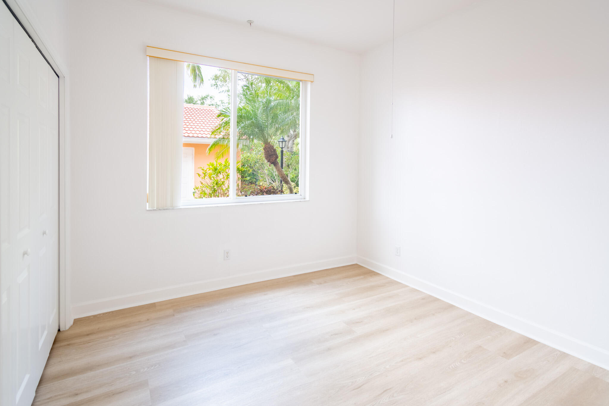 6770 BEACH RESORT DRIVE, 2101