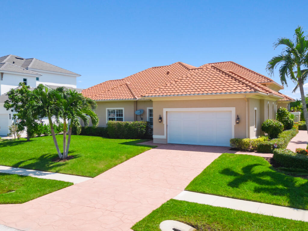1500 WINTERBERRY DRIVE