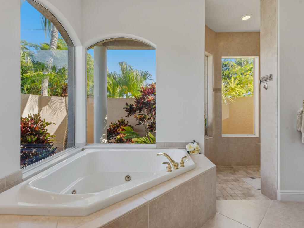 1500 WINTERBERRY DRIVE