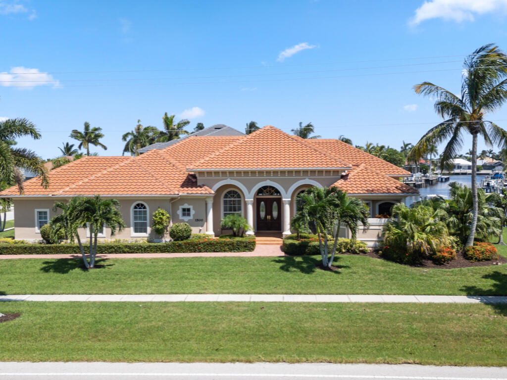 1500 WINTERBERRY DRIVE
