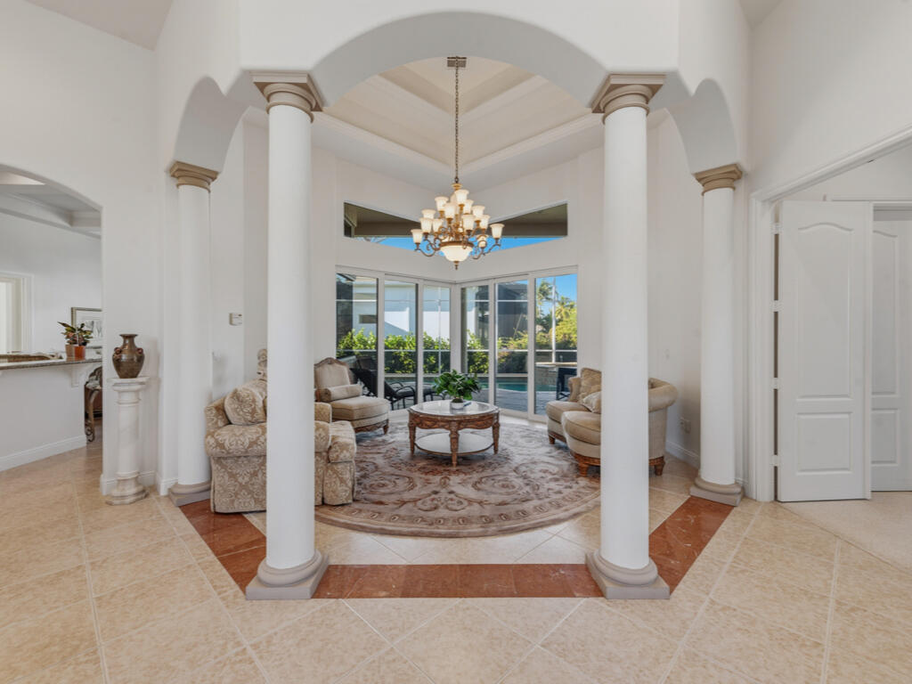1500 WINTERBERRY DRIVE